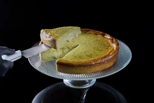 [0198] TARTA DE QUESO Y PISTACHO 